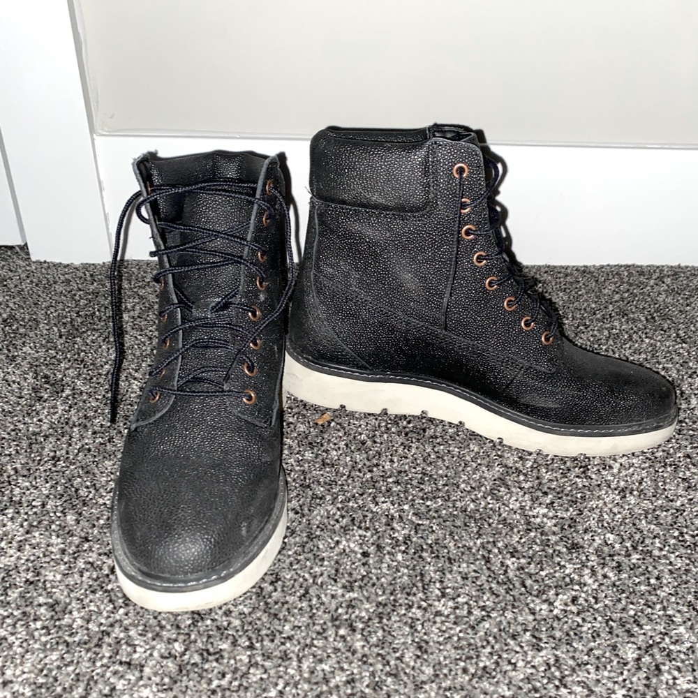 Timberland Kenniston Lace Up boot
